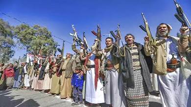 شبكة حقوقية: جماعة الحوثي حولت أحياء سكنية إلى مخازن أسلحة